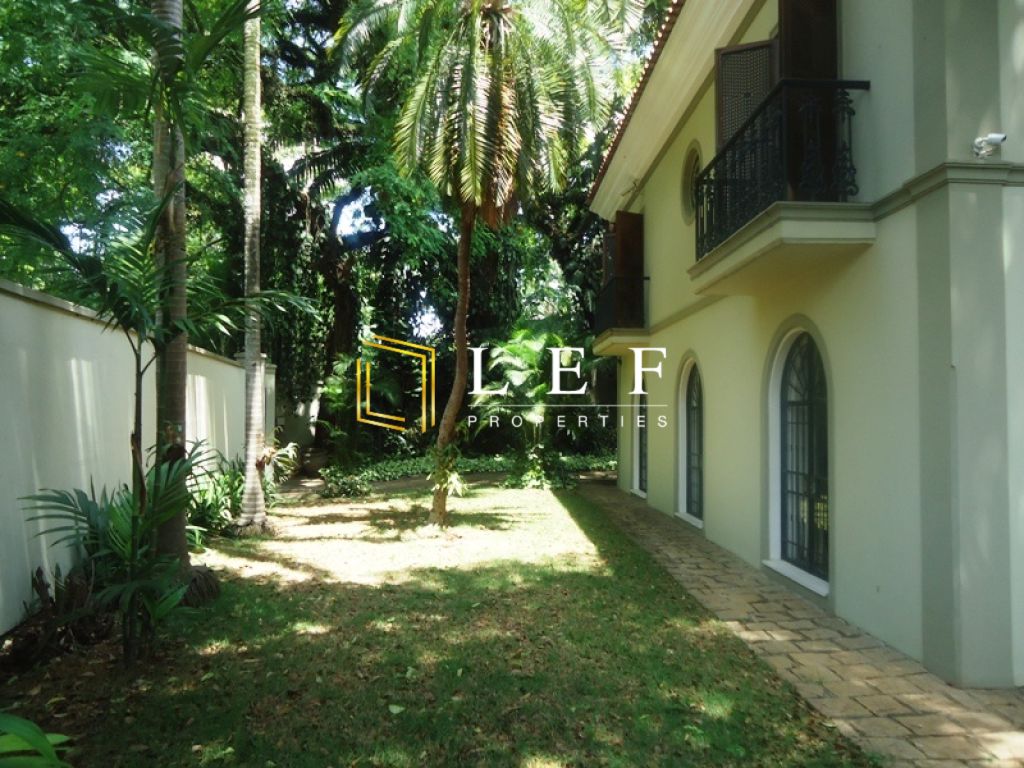 Lef Properties
