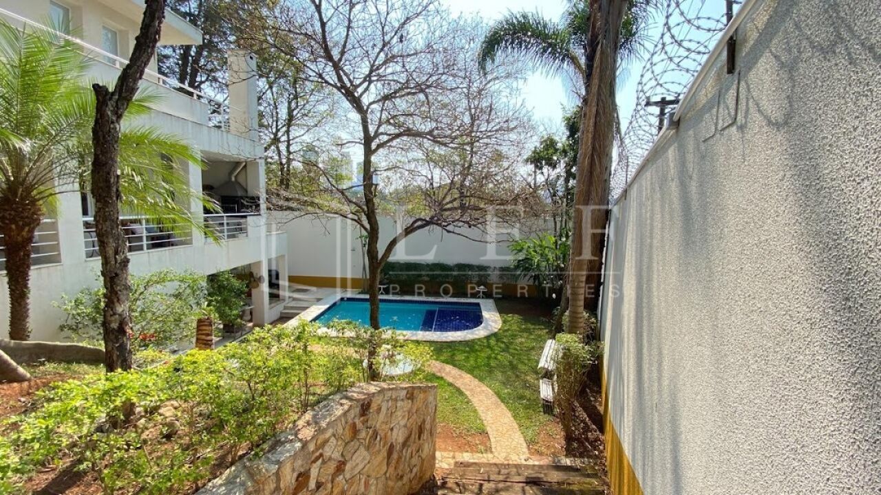 Lef Properties