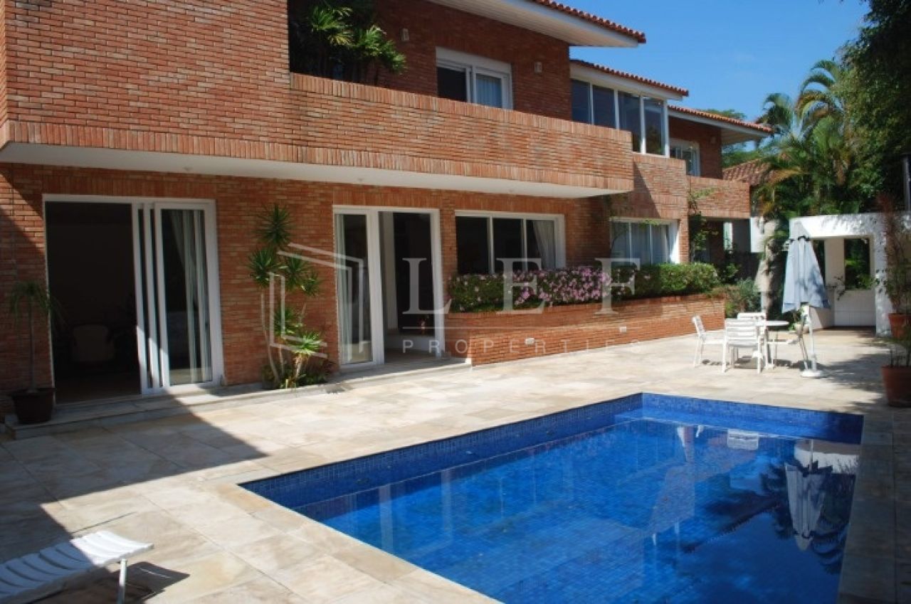 Lef Properties