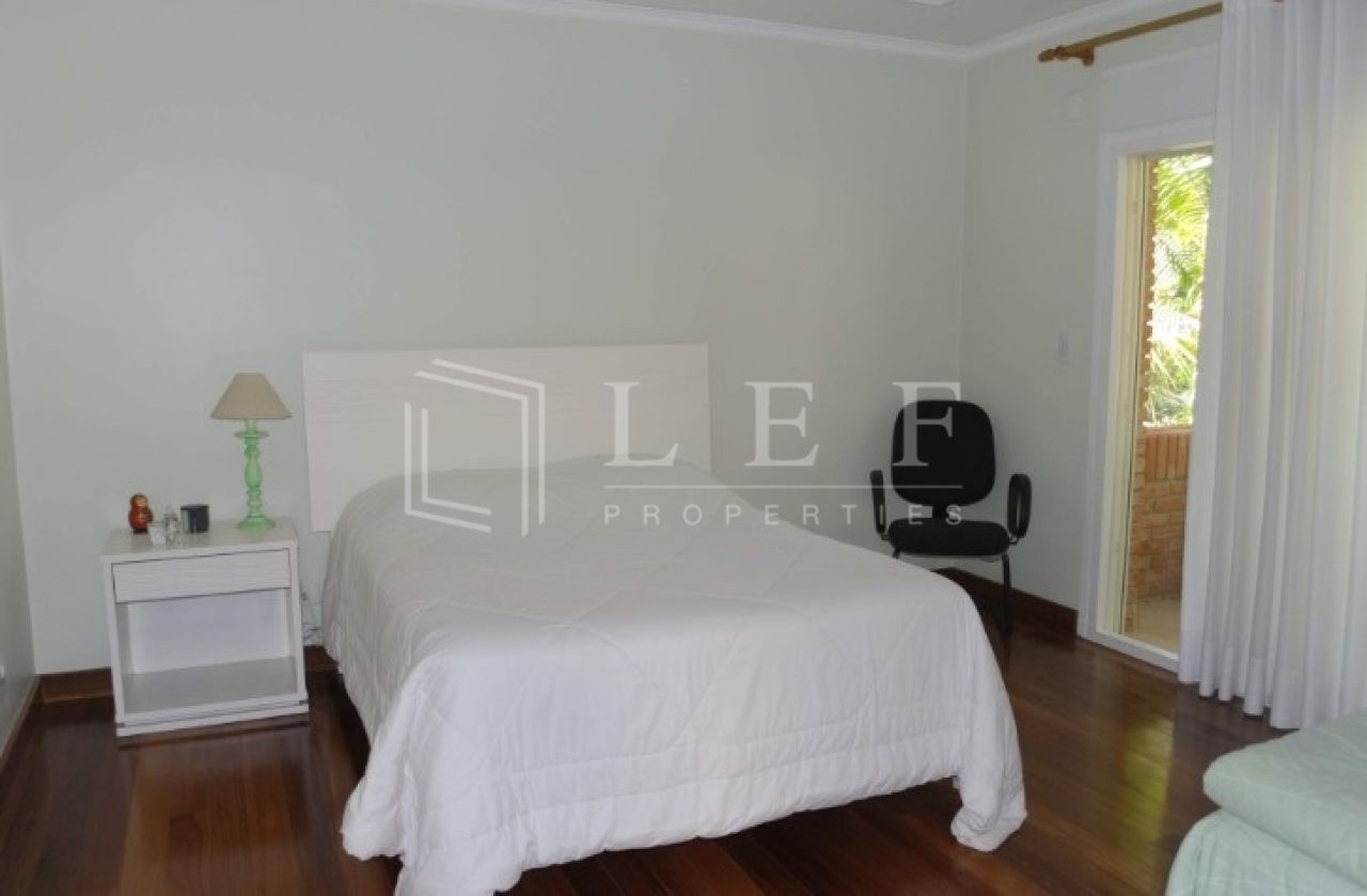 Lef Properties