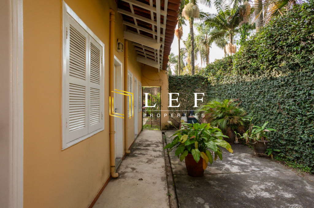Lef Properties