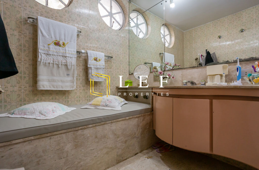 Lef Properties