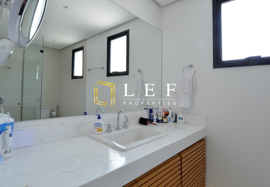 Lef Properties