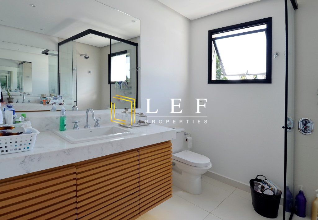 Lef Properties