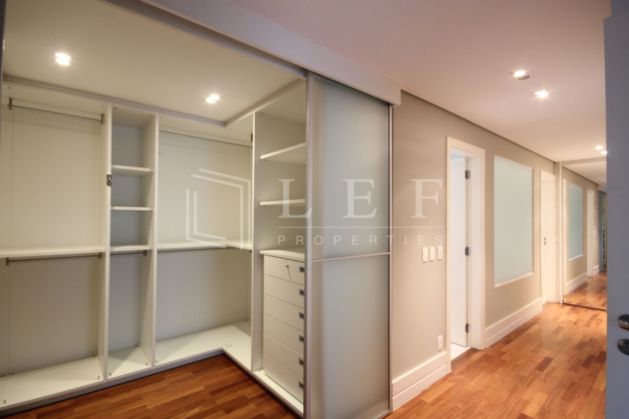 Lef Properties