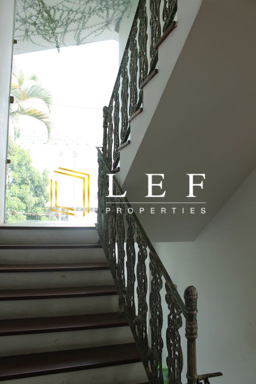 Lef Properties
