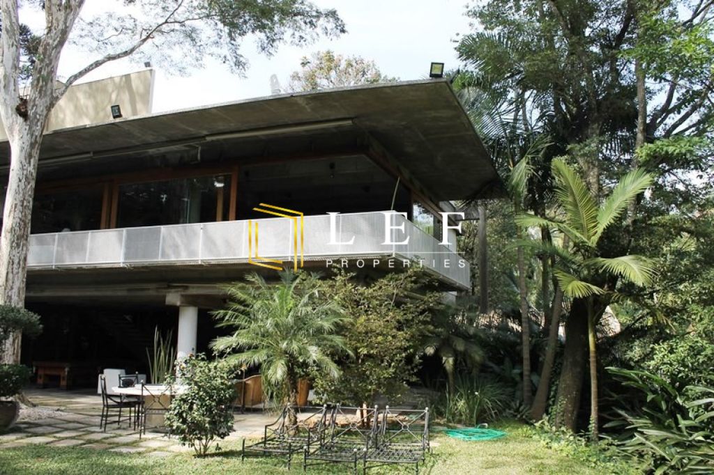 Lef Properties