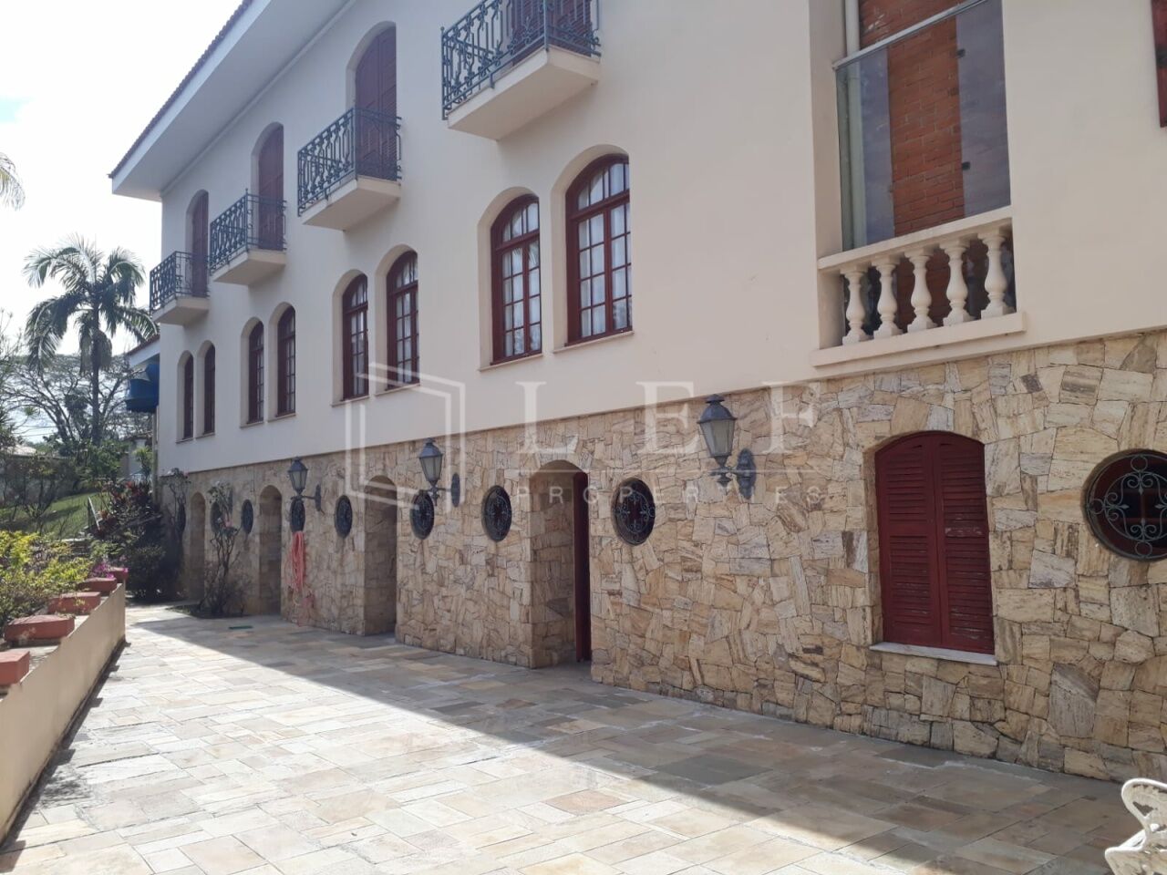 Lef Properties