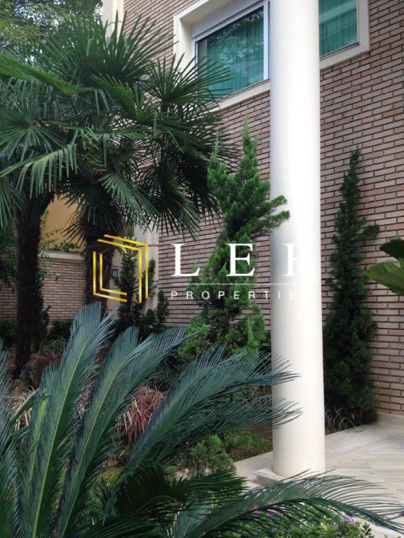 Lef Properties