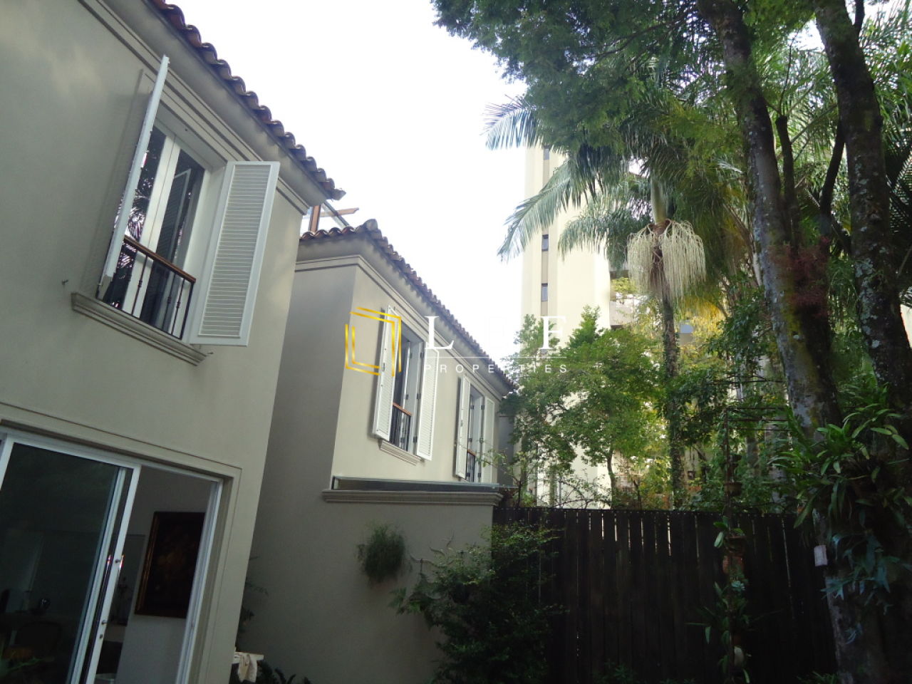 Lef Properties