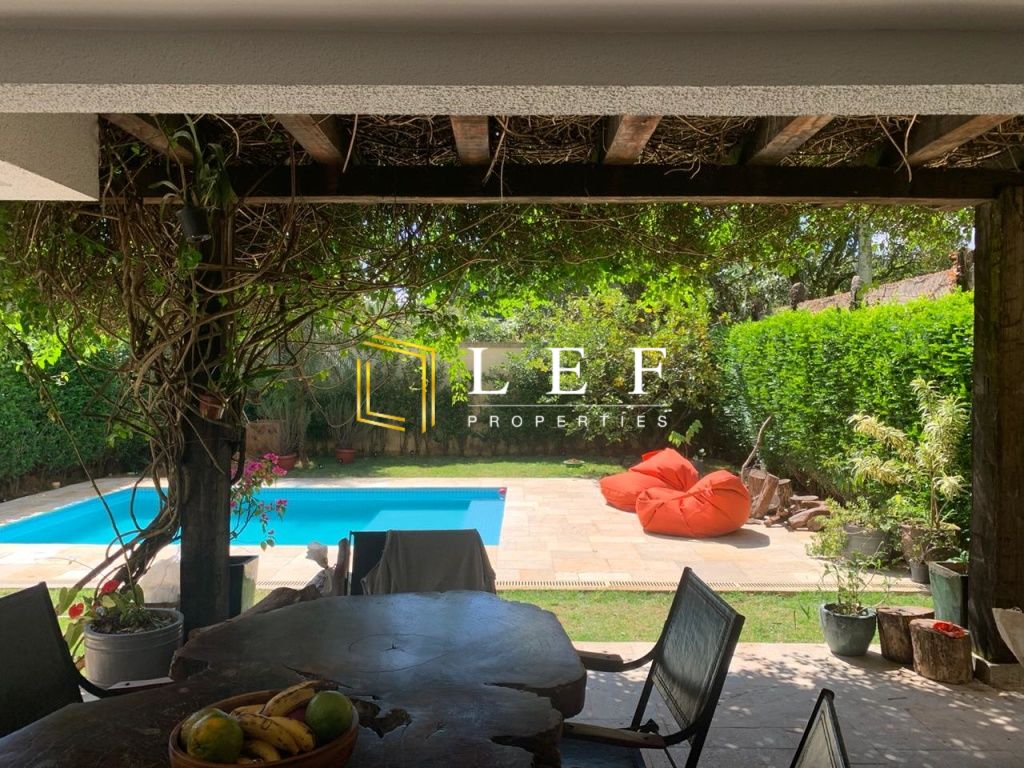 Lef Properties