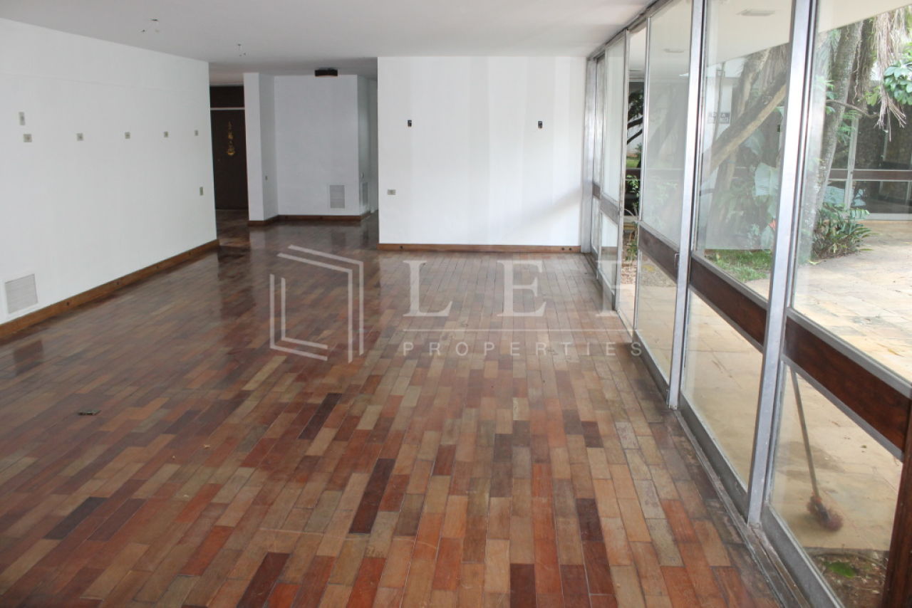 Lef Properties