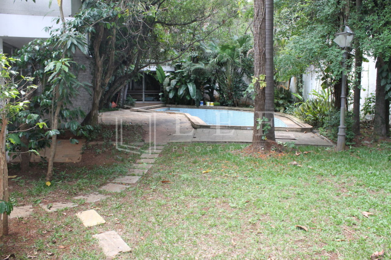 Lef Properties