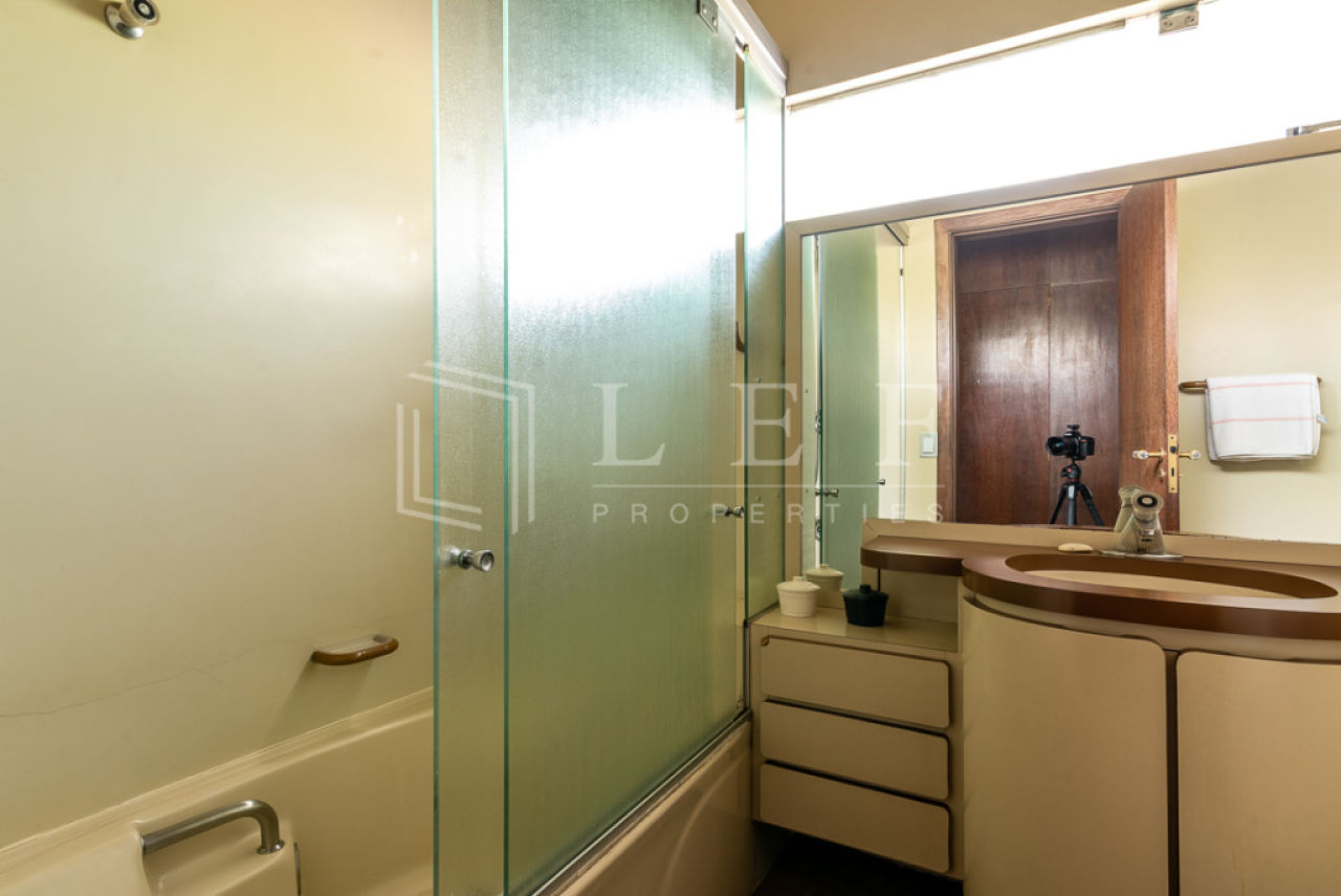 Lef Properties