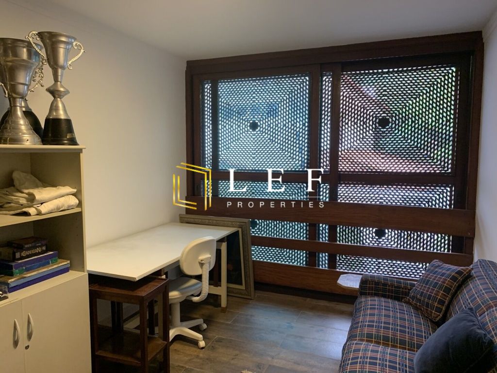 Lef Properties