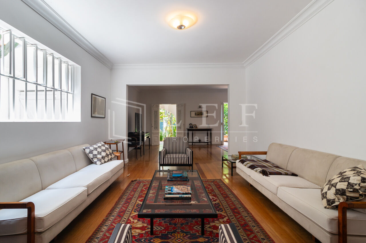 Lef Properties