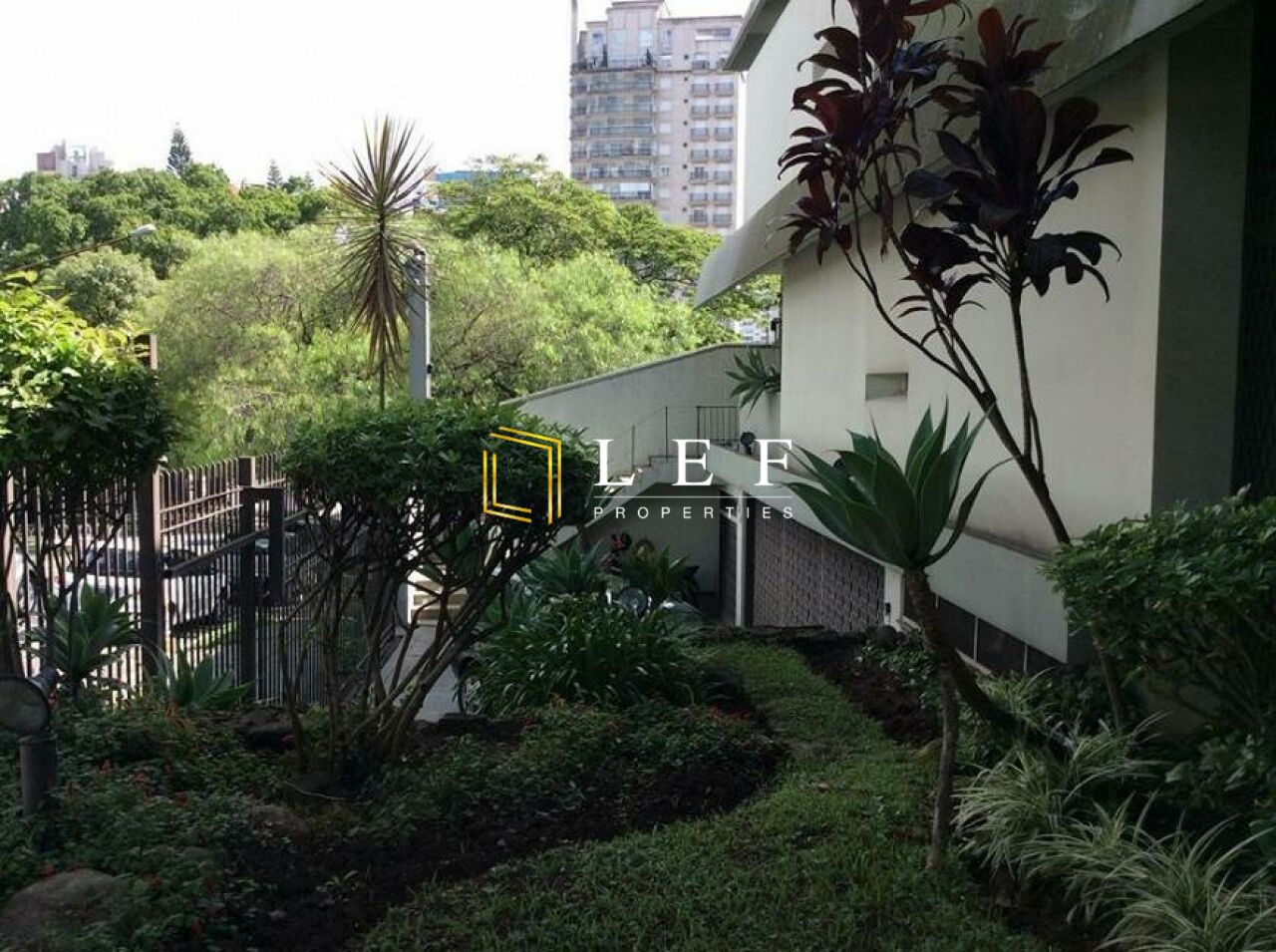 Lef Properties
