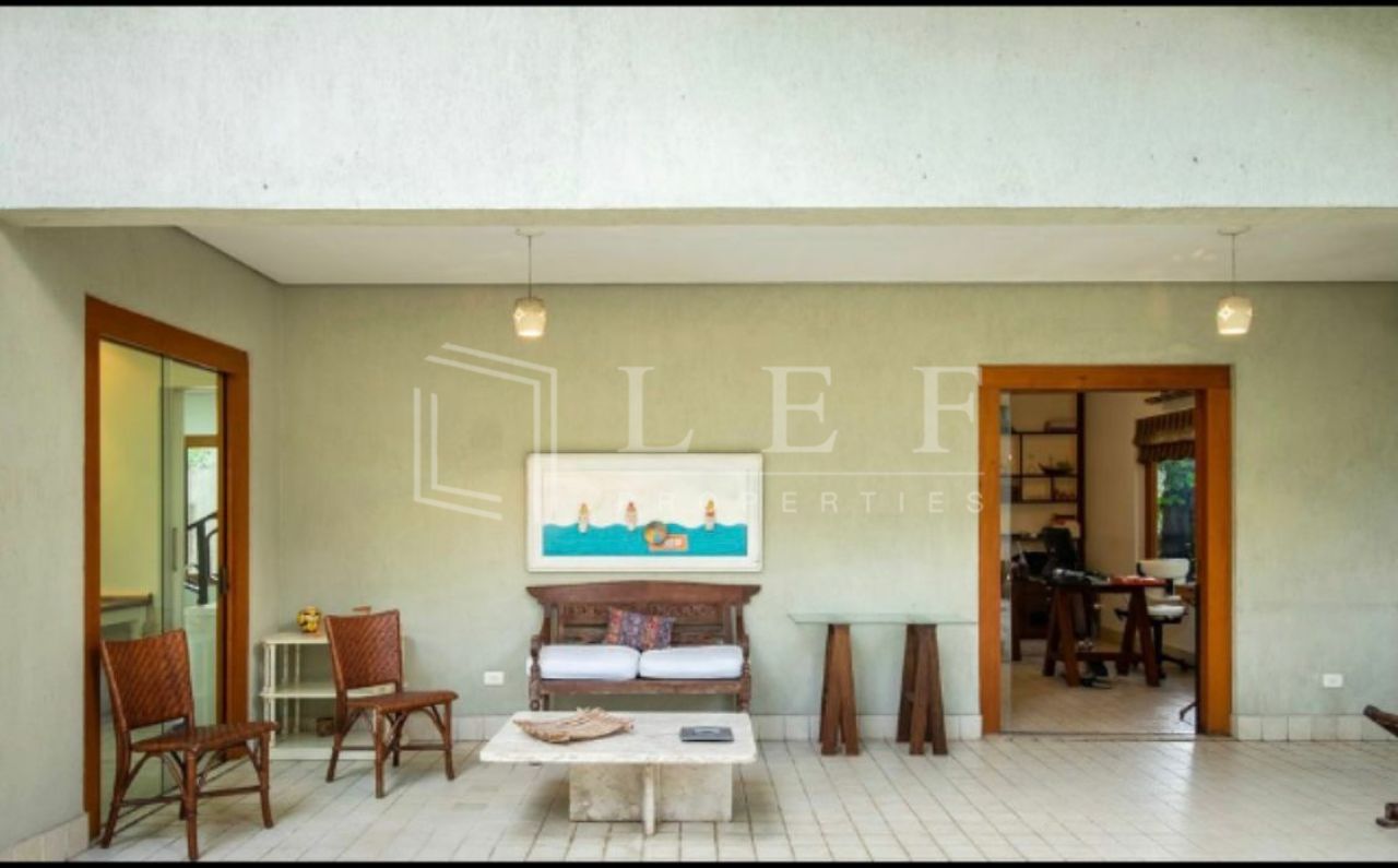 Lef Properties