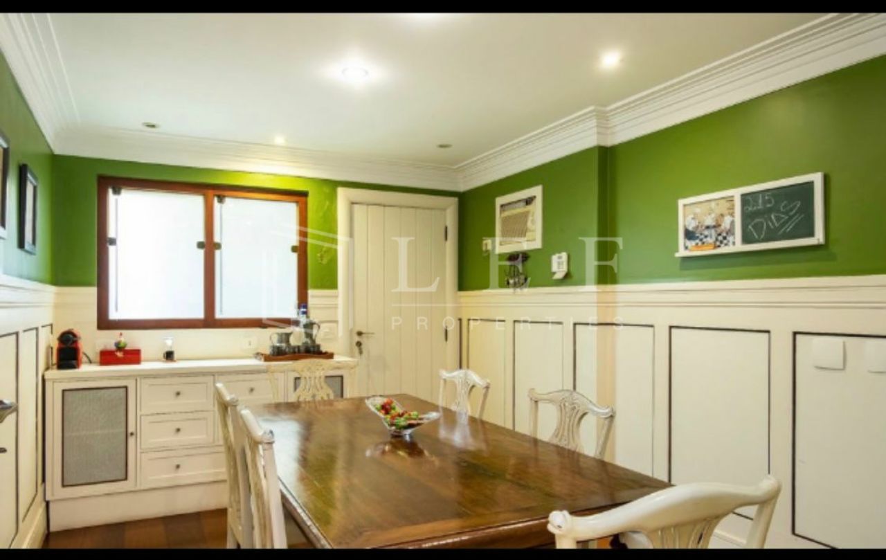 Lef Properties