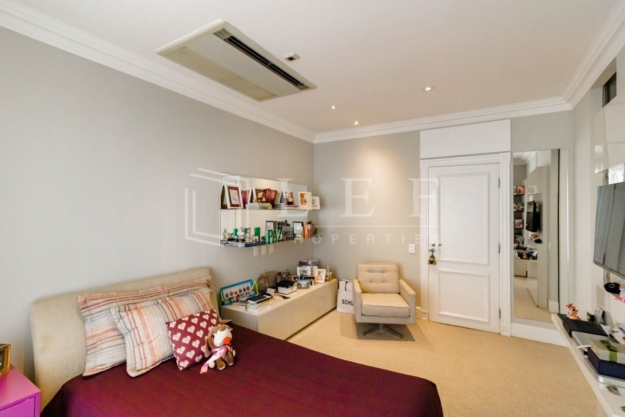 Lef Properties