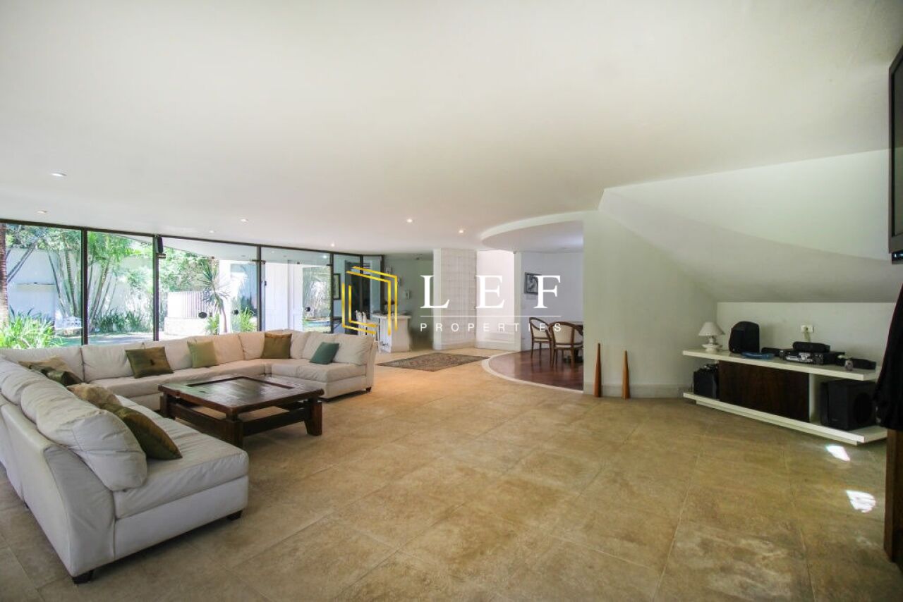 Lef Properties