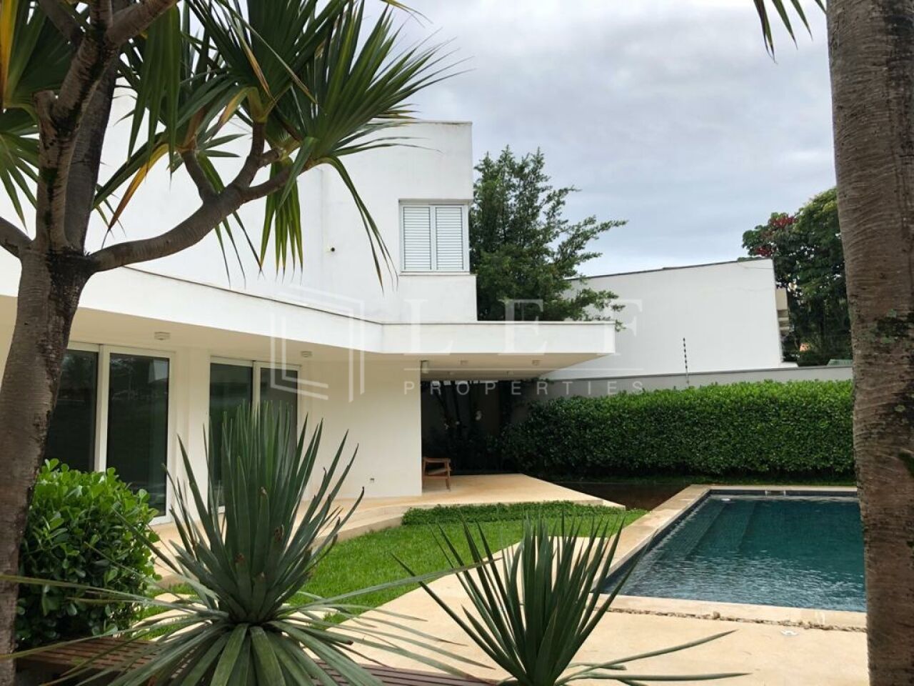 Lef Properties