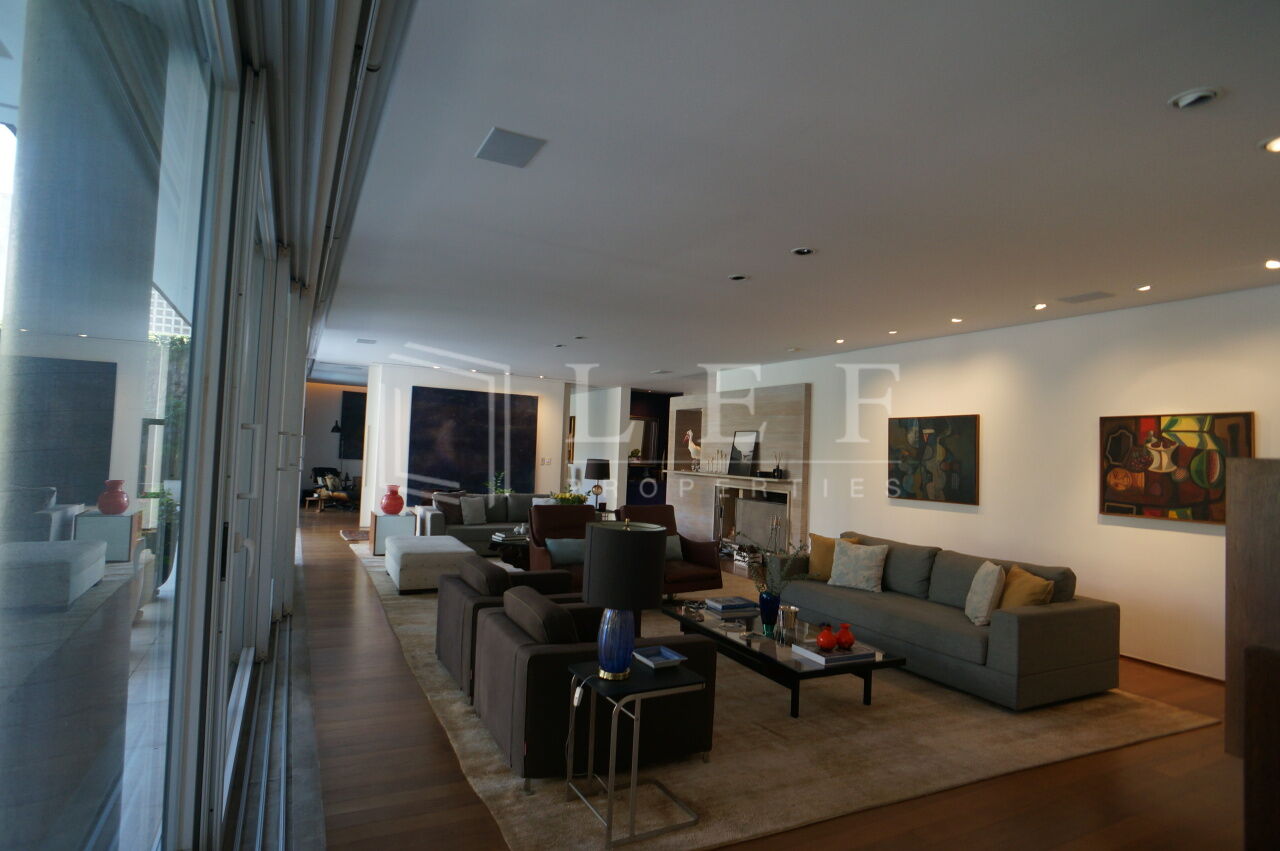 Lef Properties