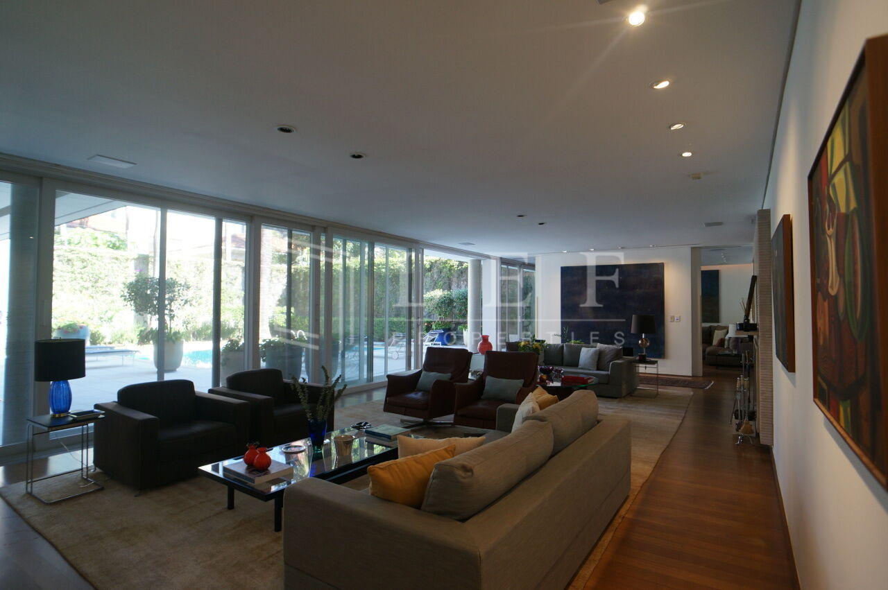 Lef Properties