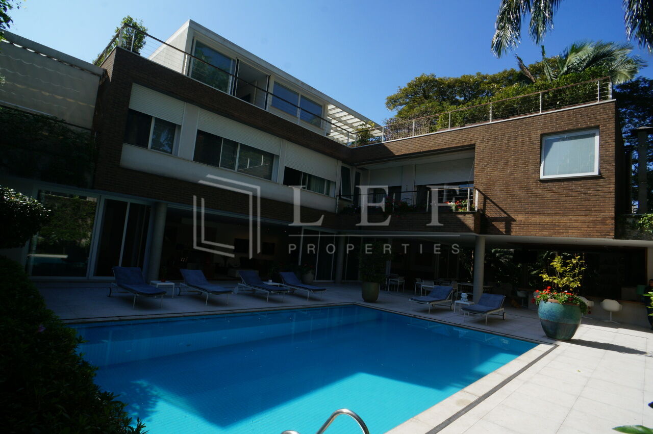 Lef Properties