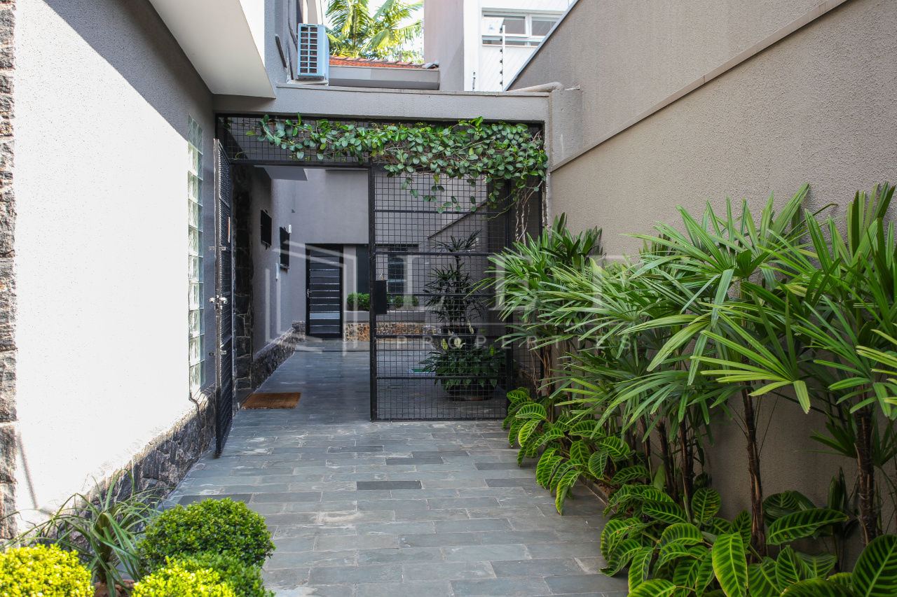 Lef Properties