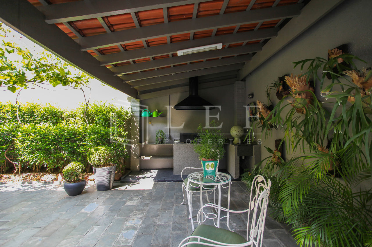 Lef Properties