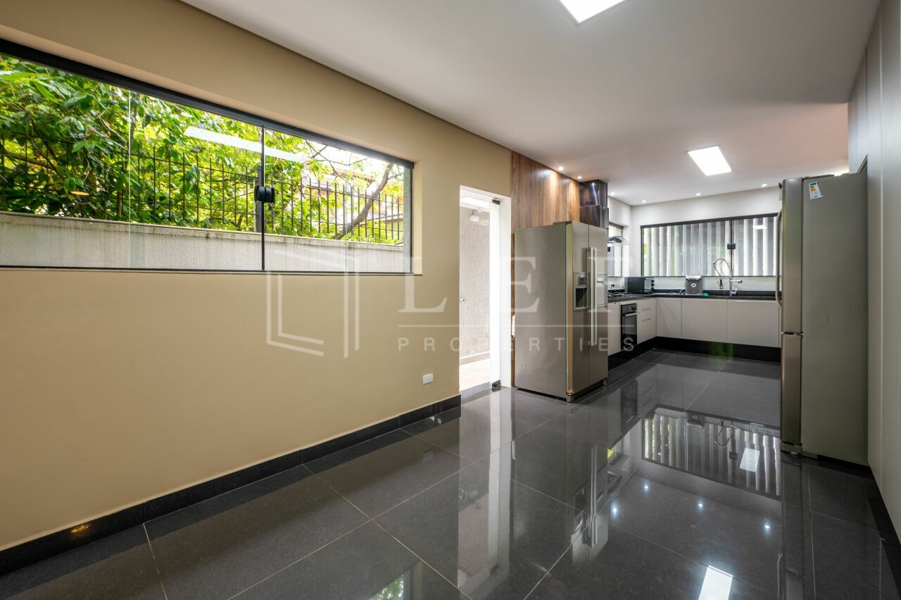 Lef Properties