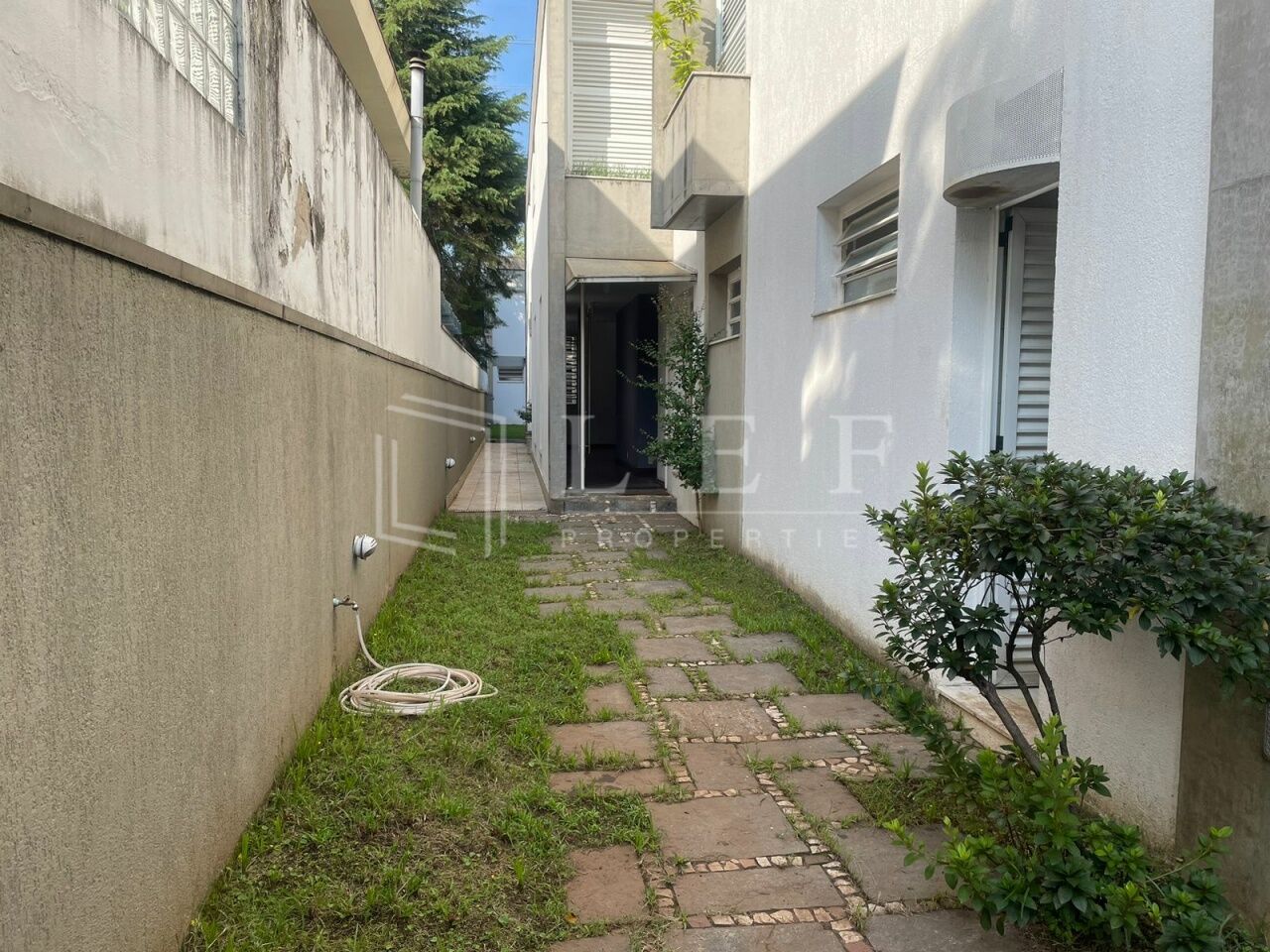 Lef Properties