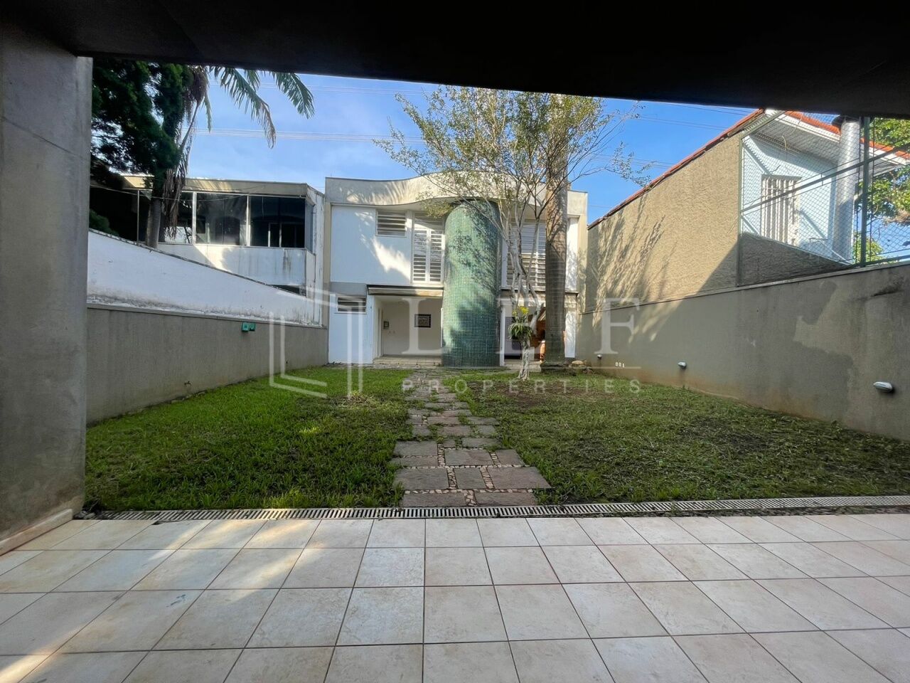 Lef Properties