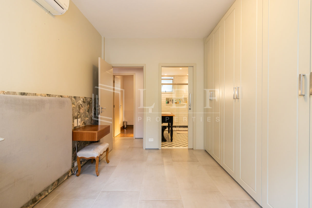 Lef Properties