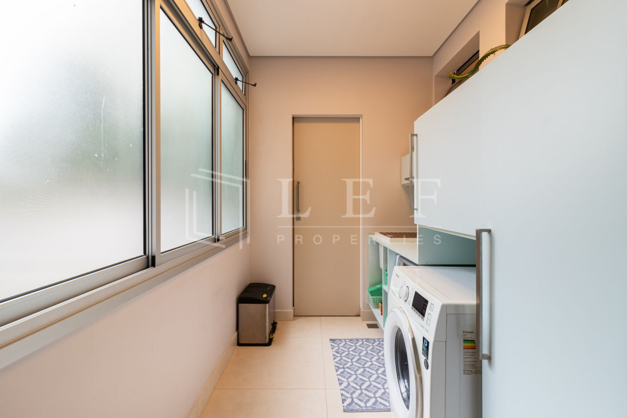Lef Properties