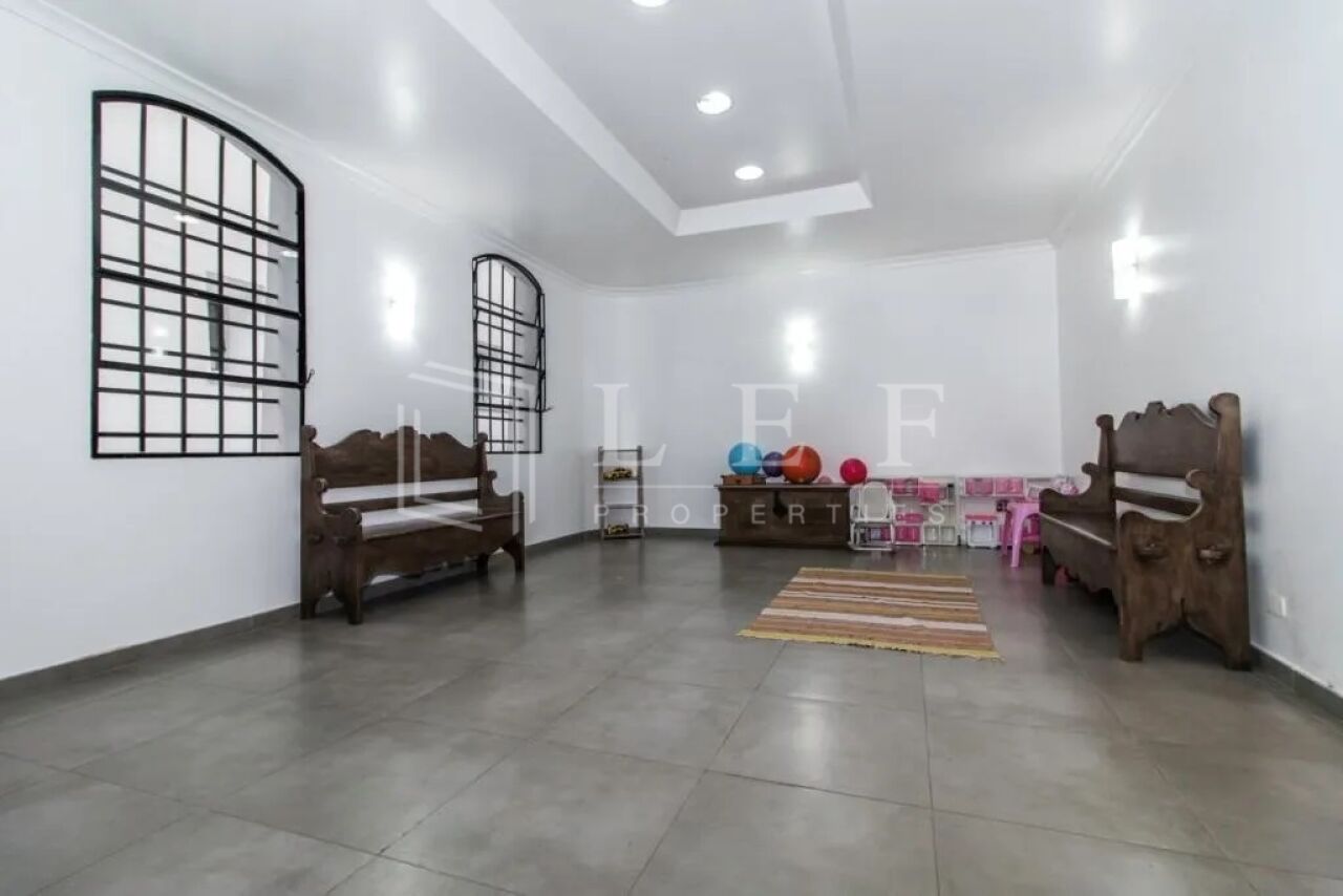 Lef Properties