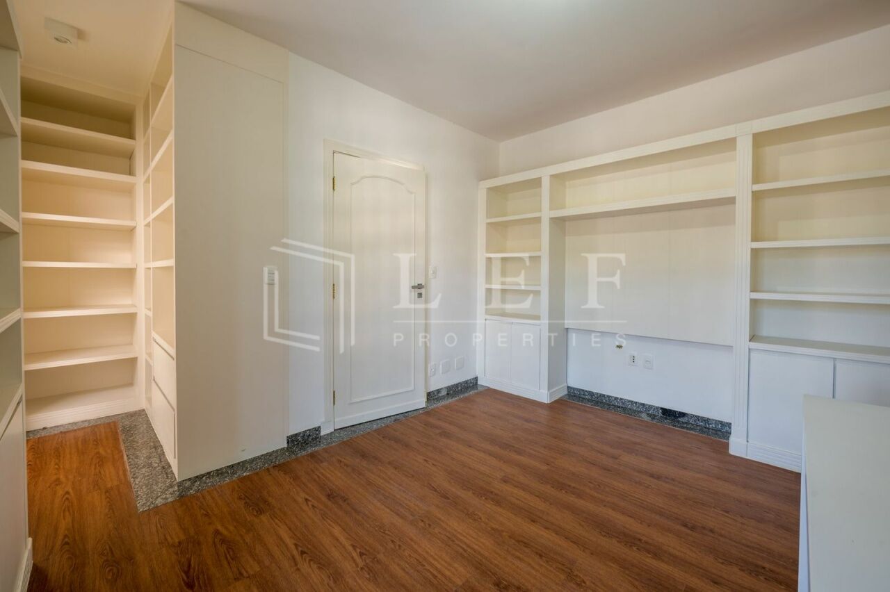 Lef Properties