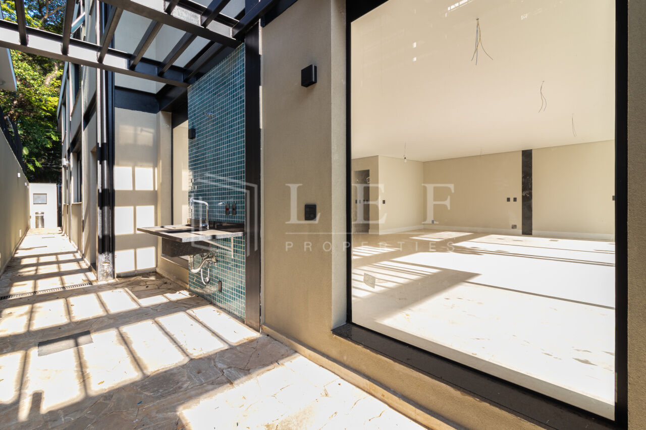 Lef Properties