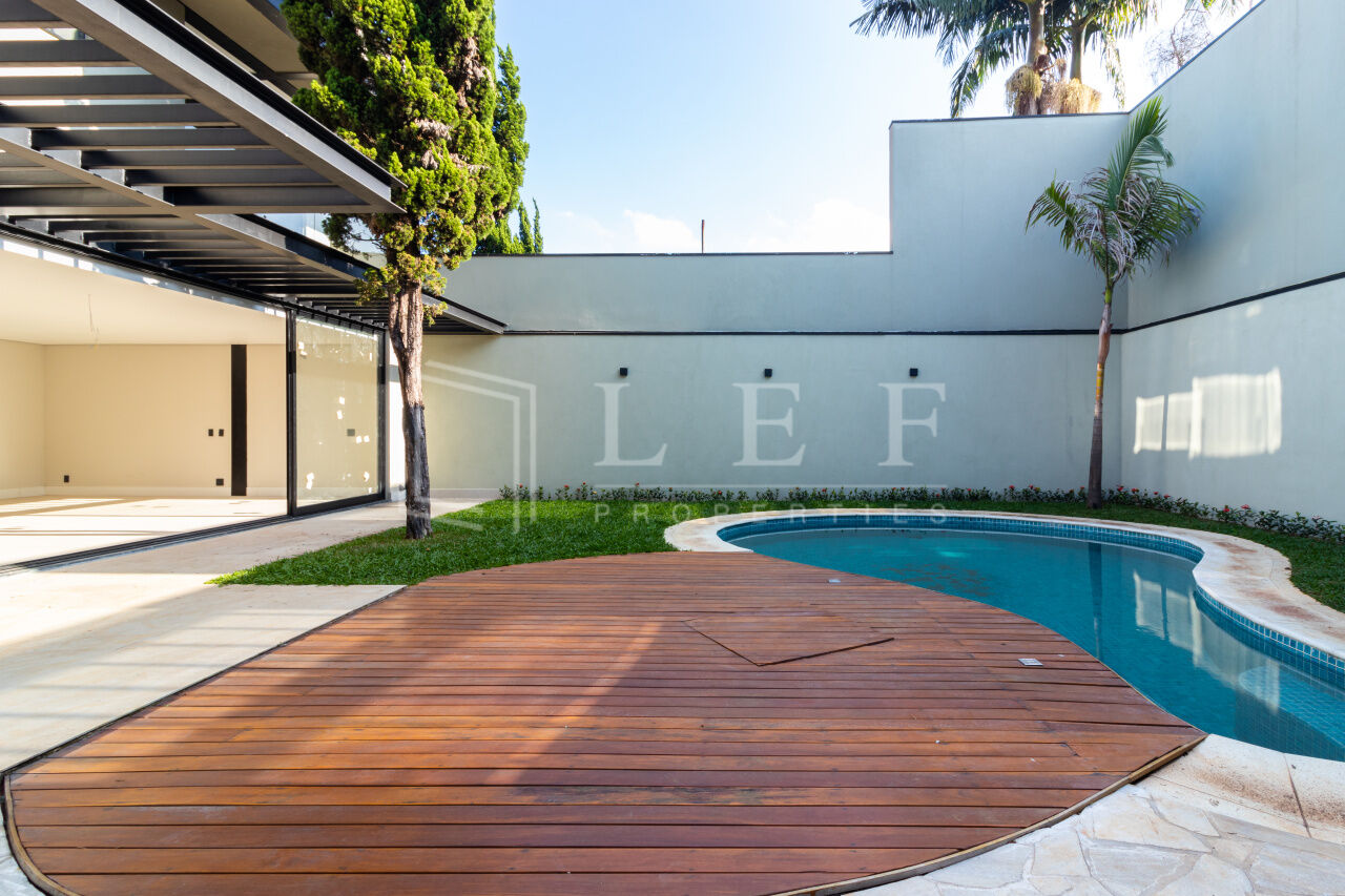 Lef Properties