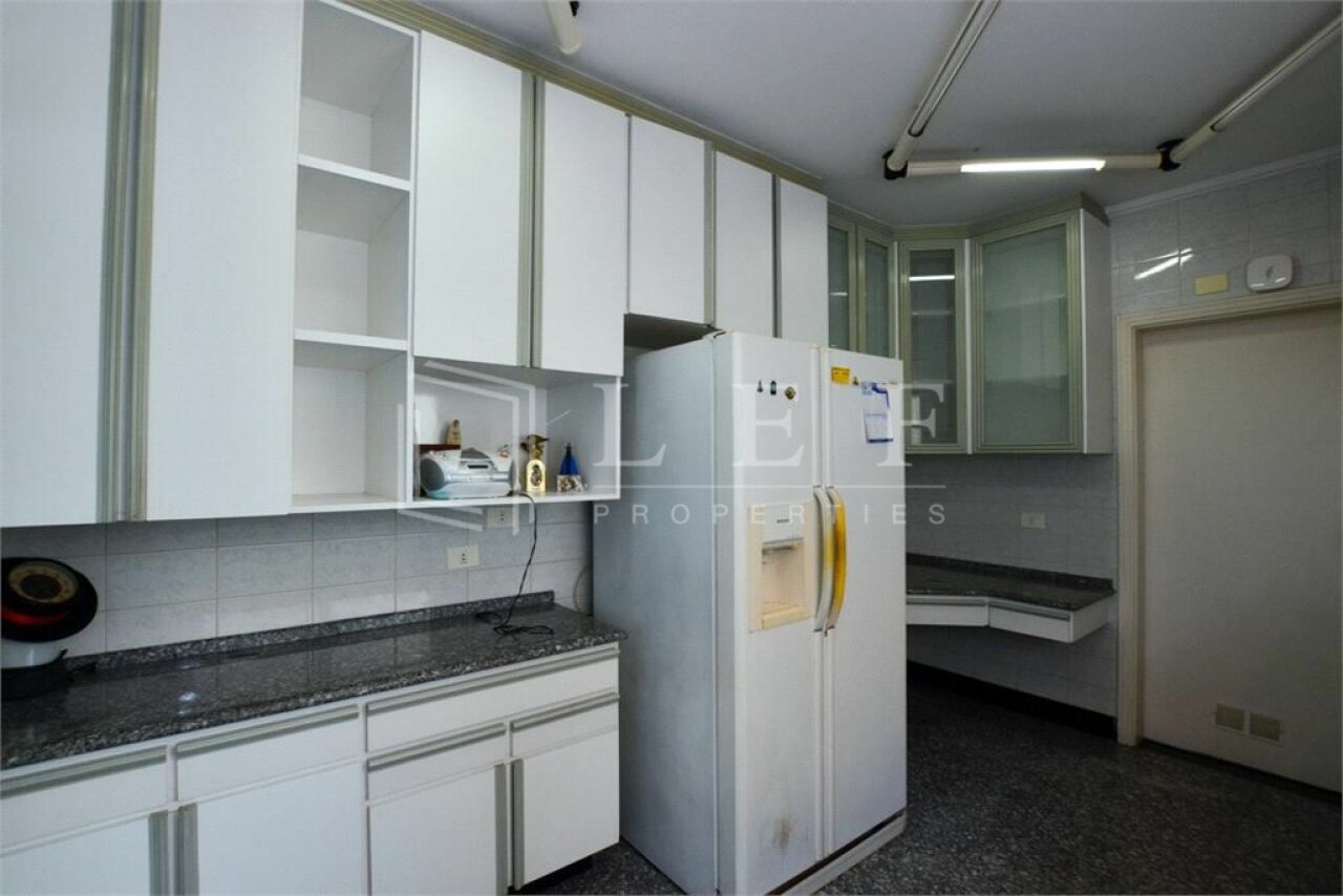 Lef Properties