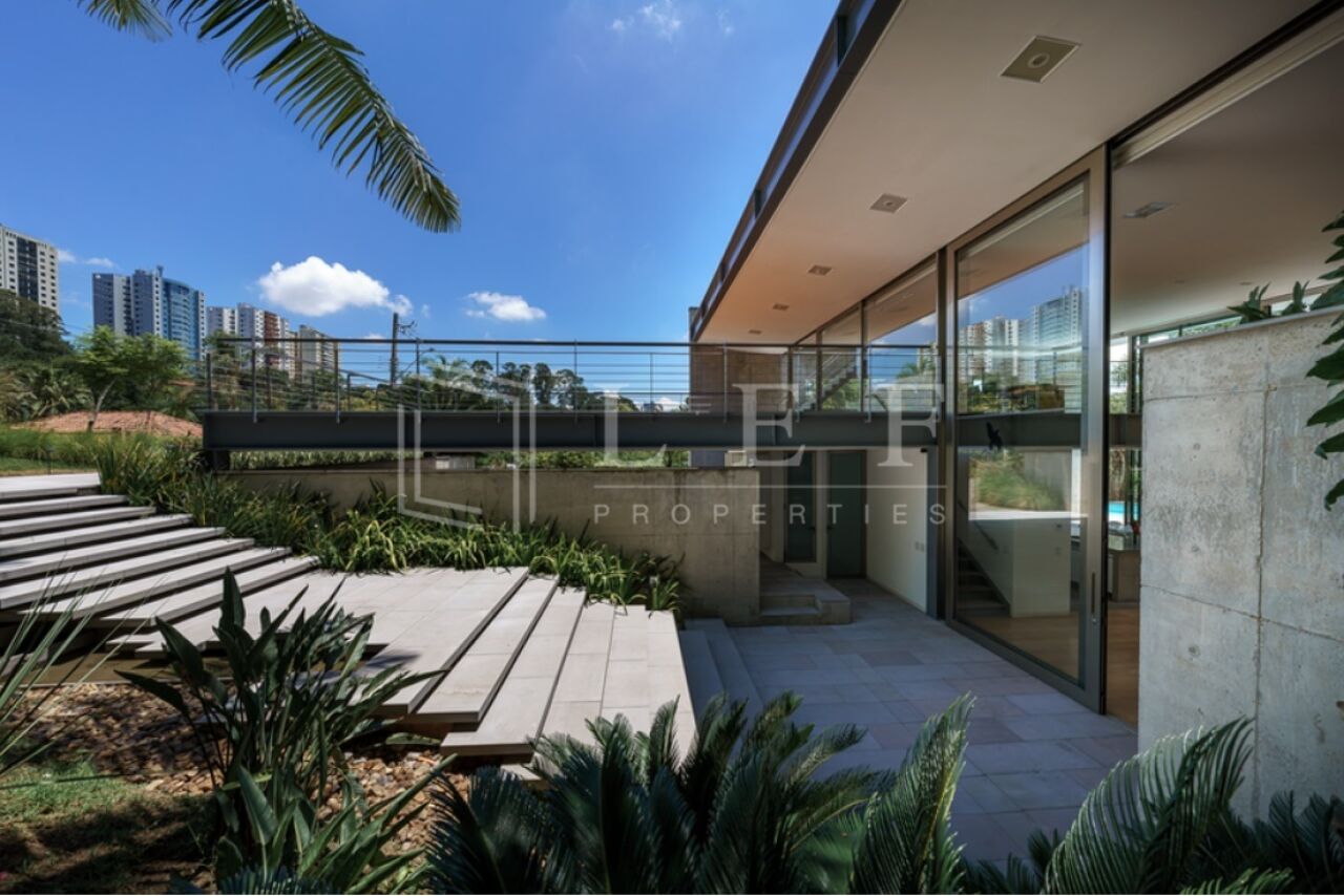 Lef Properties