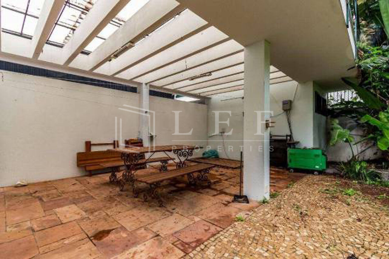Lef Properties