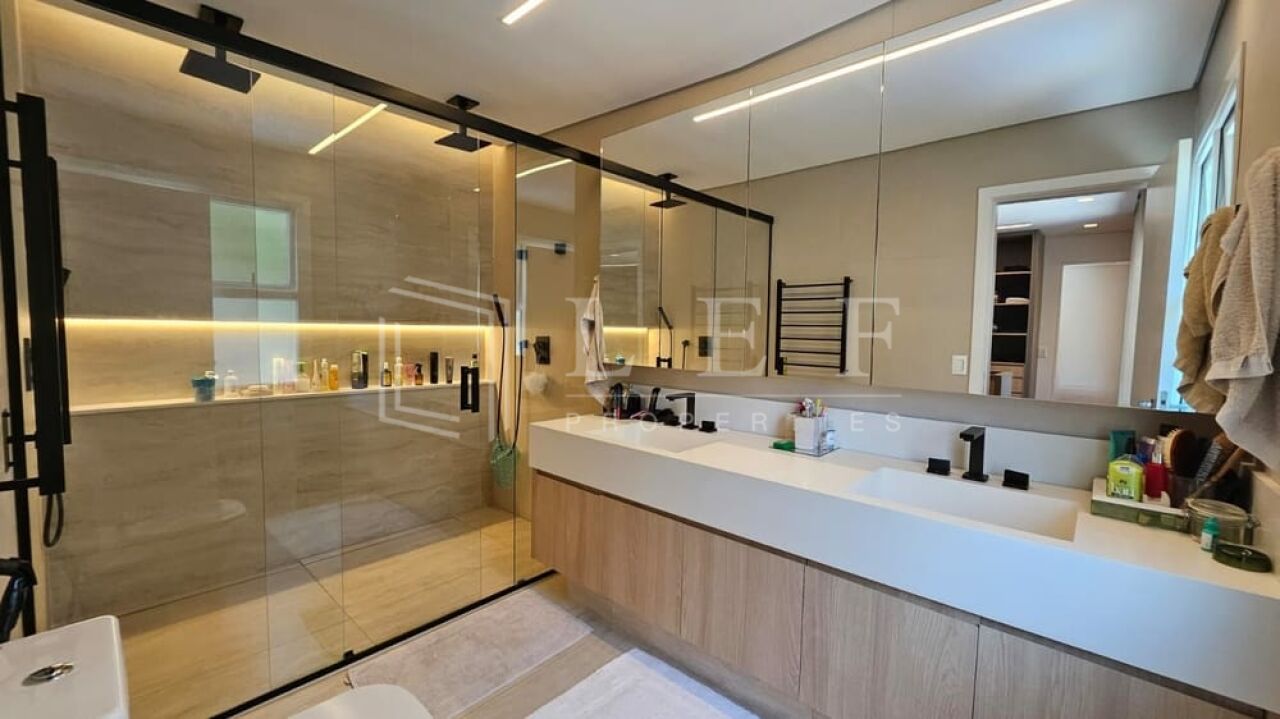 Lef Properties