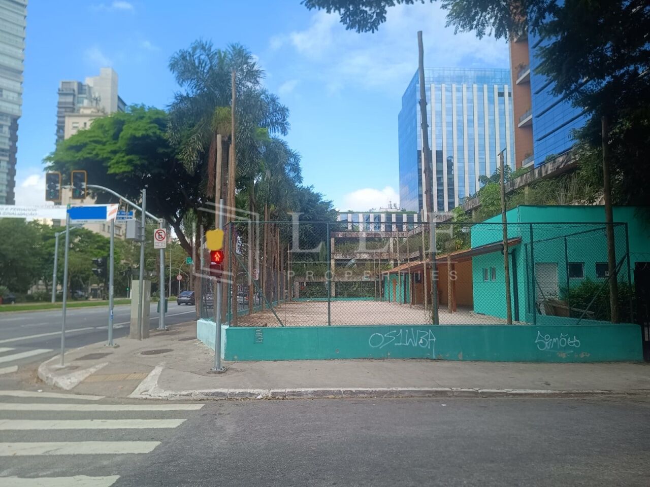 Lef Properties