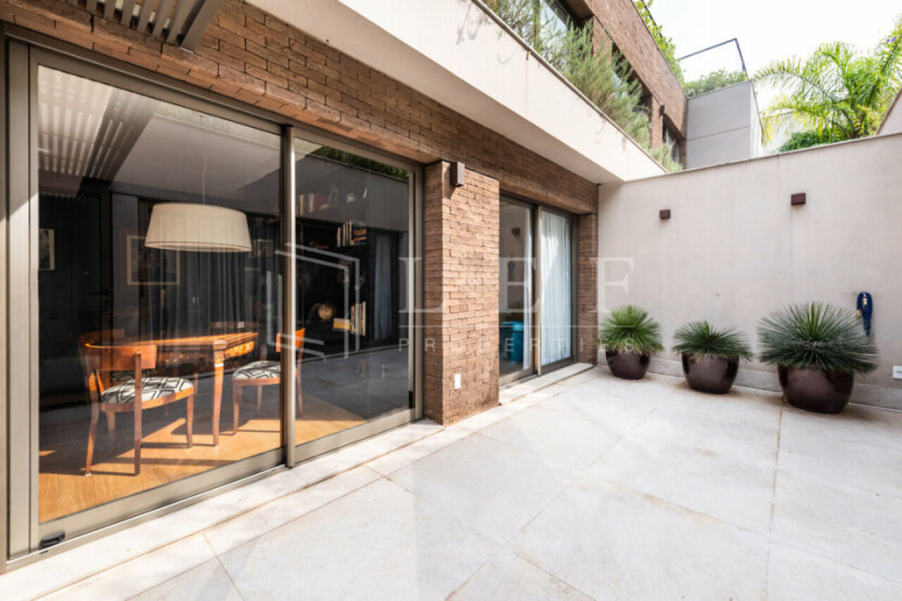 Lef Properties