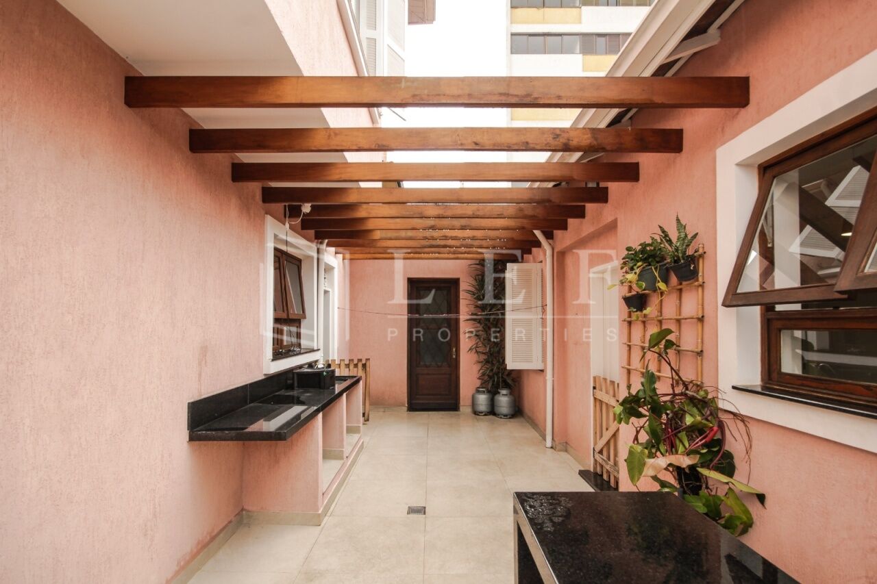 Lef Properties