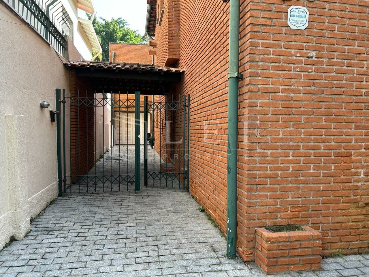 Lef Properties