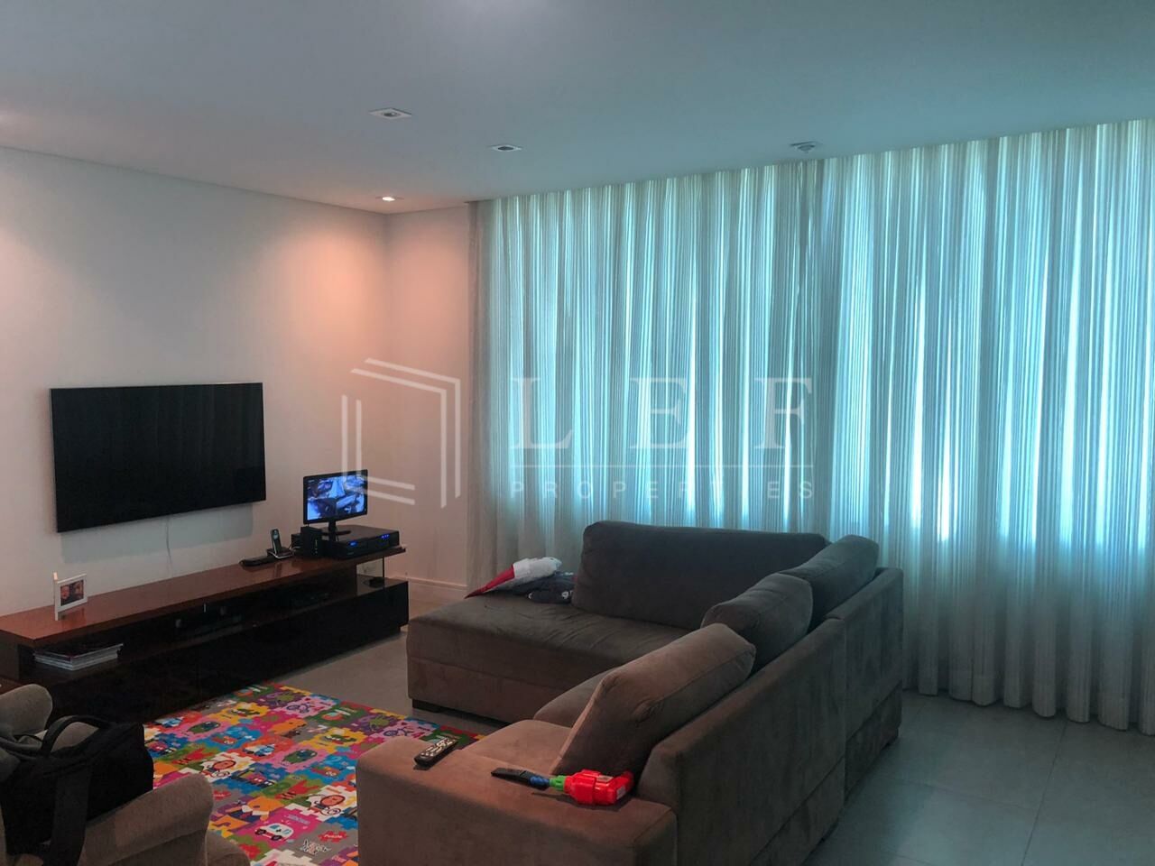 Lef Properties