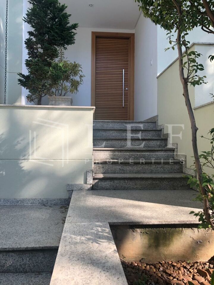 Lef Properties